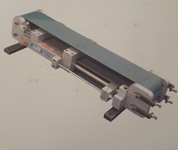 Roll Band Feeder 